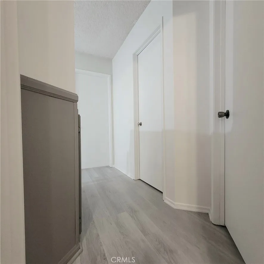 979 Forest Colton, CA 92324