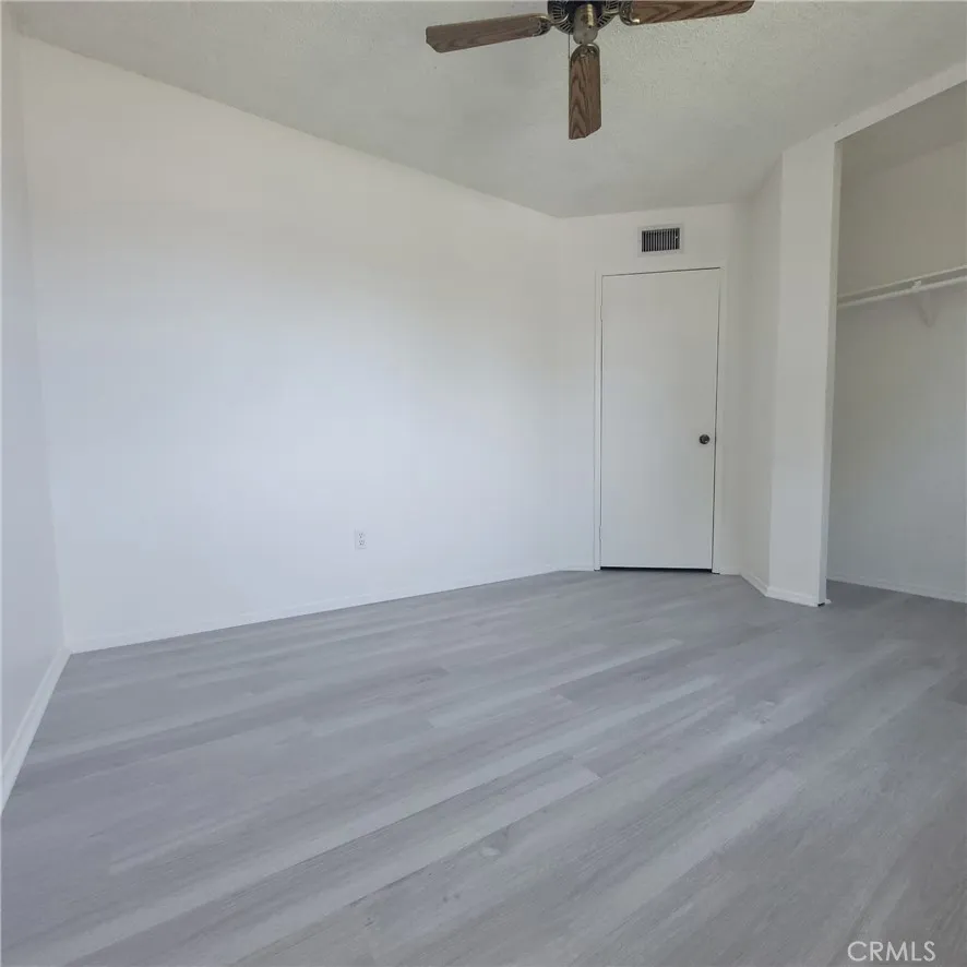 979 Forest Colton, CA 92324