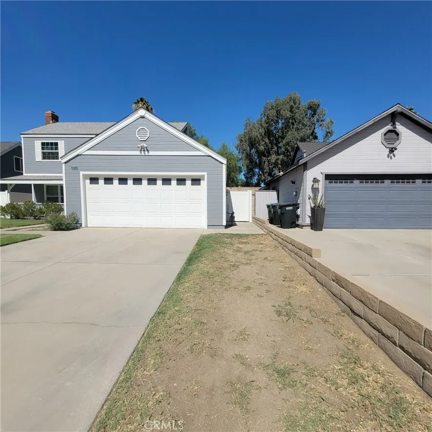 979 Forest Colton, CA 92324