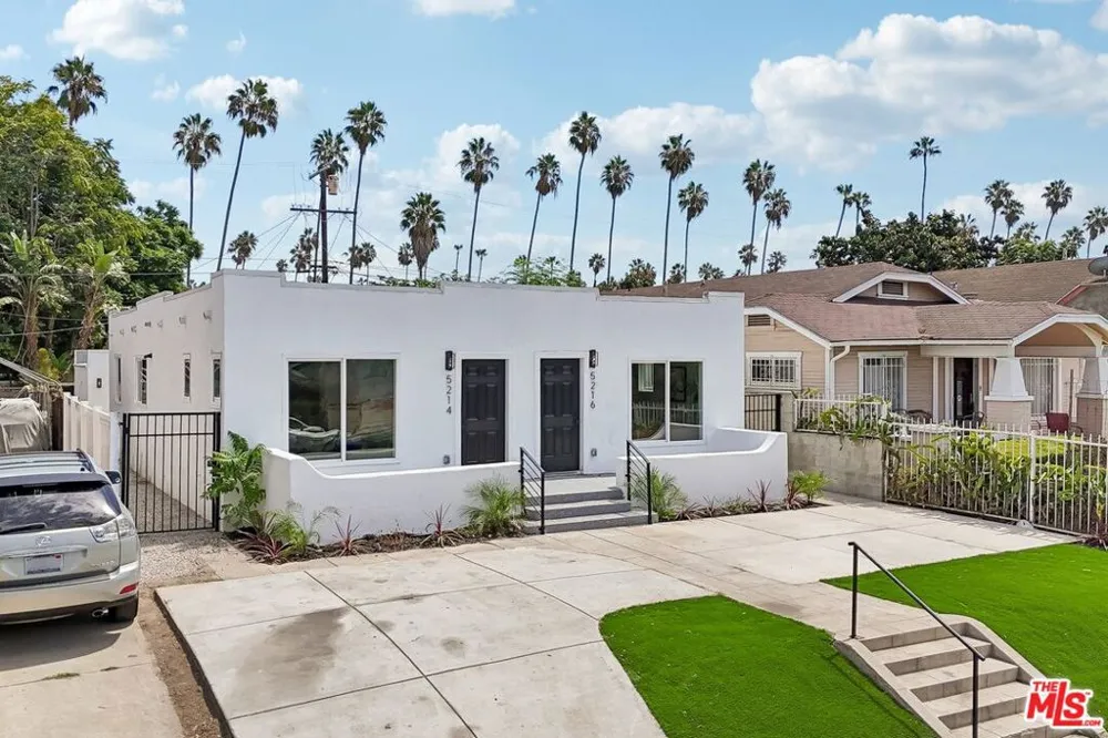 5214 Cimarron Street Los Angeles, CA 90062