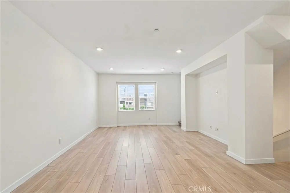 1279 Bonnet Way Torrance, CA 90502
