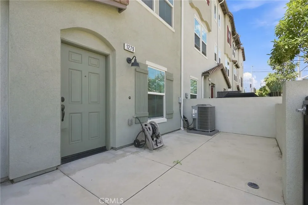 1279 Bonnet Way Torrance, CA 90502