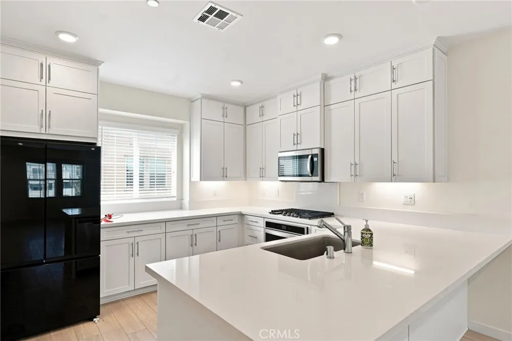 1279 Bonnet Way Torrance, CA 90502