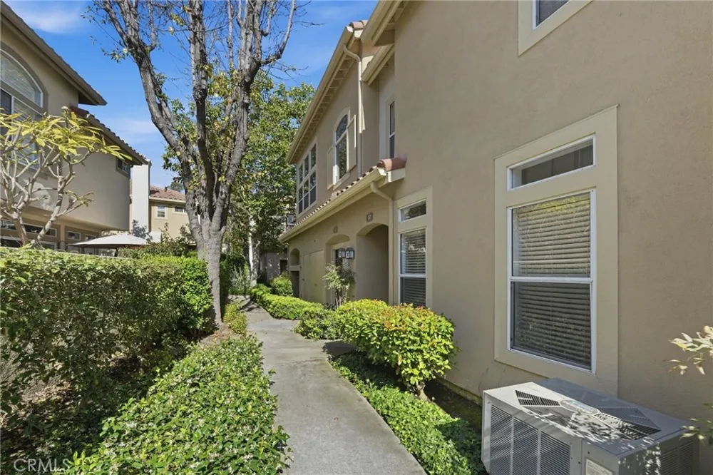 47 Via Madera Rancho Santa Margarita, CA 92688