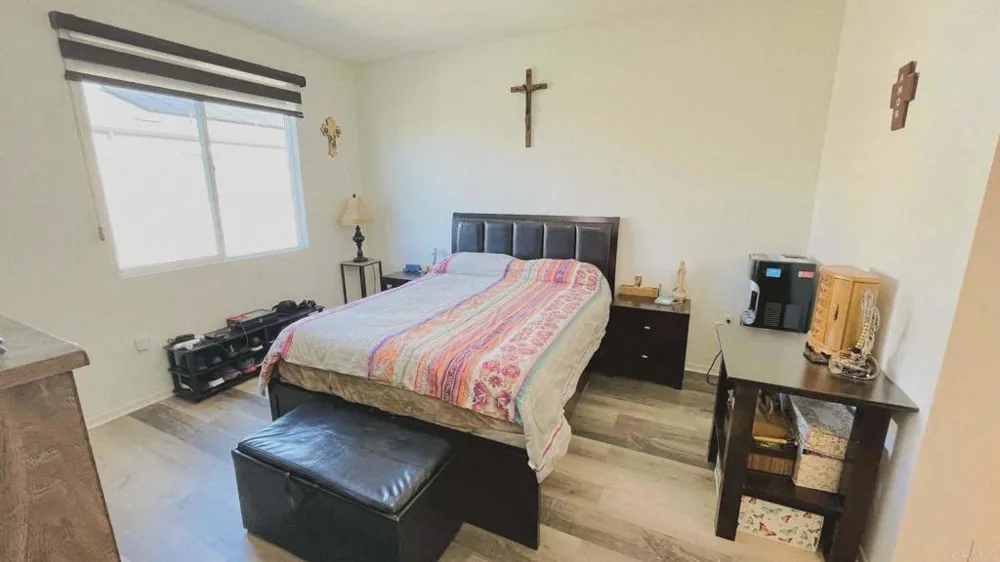 5495 Seacliff Place San Diego, CA 92154
