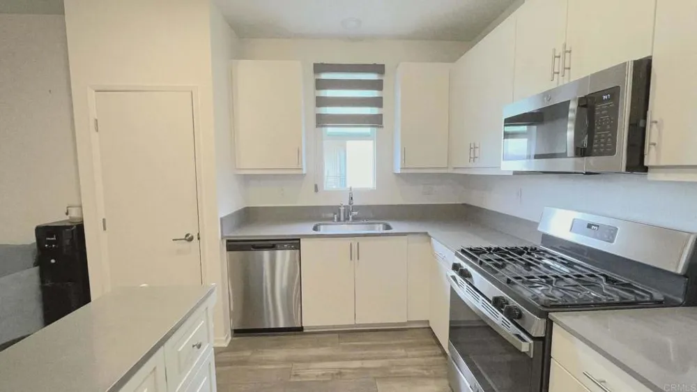 5495 Seacliff Place San Diego, CA 92154