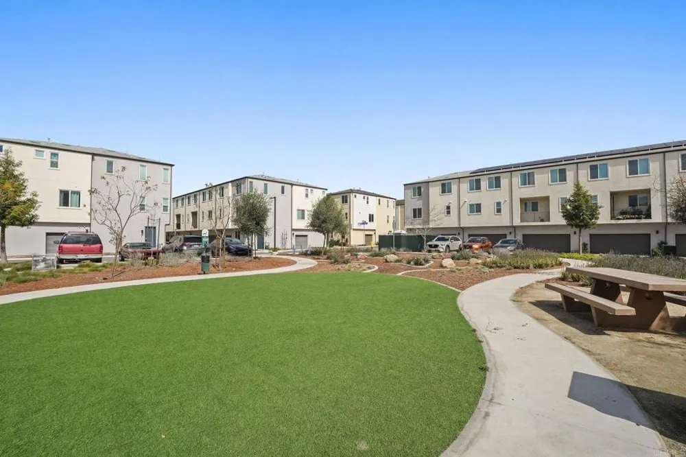 5495 Seacliff Place San Diego, CA 92154