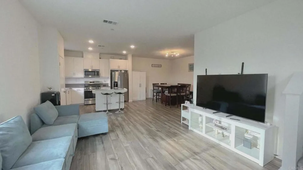 5495 Seacliff Place San Diego, CA 92154