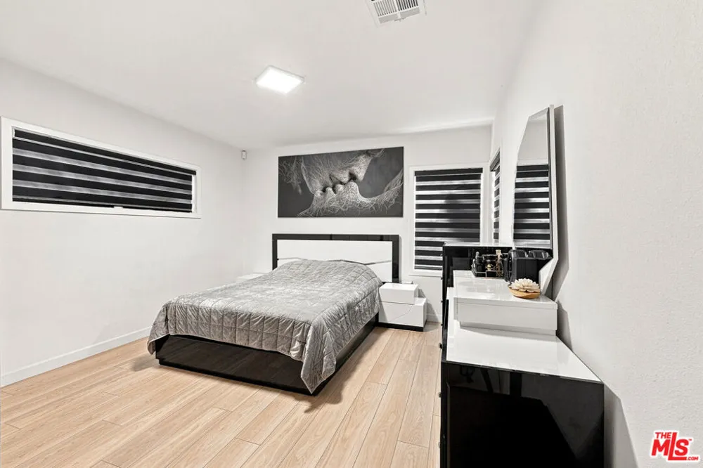9137 Bartee Avenue Arleta, CA 91331