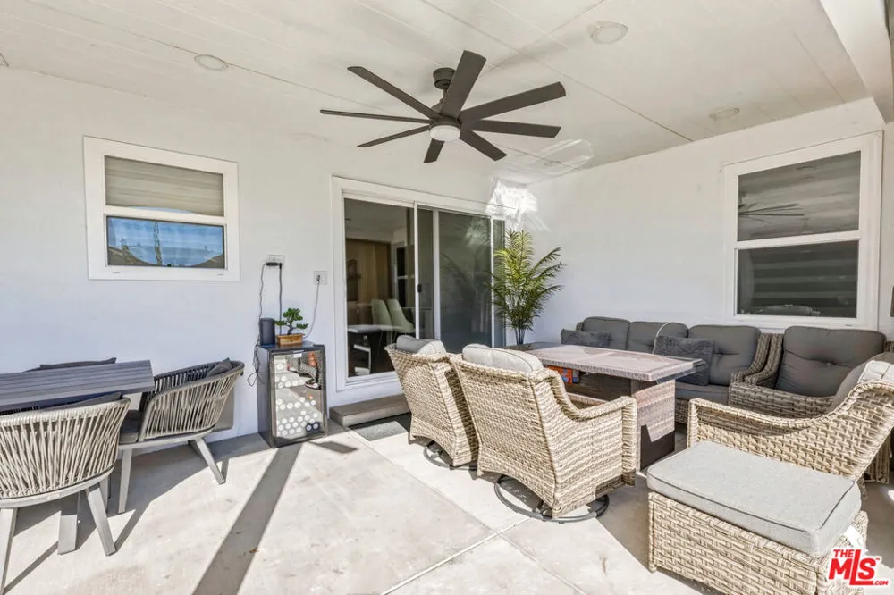 9137 Bartee Avenue Arleta, CA 91331