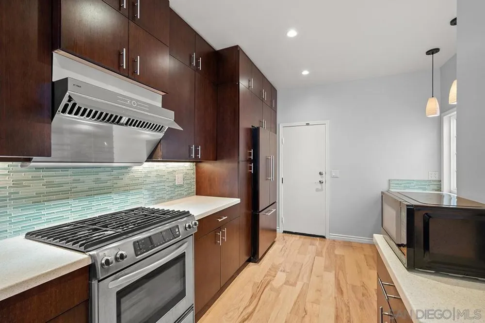13442 Tiverton Rd San Diego, CA 92130
