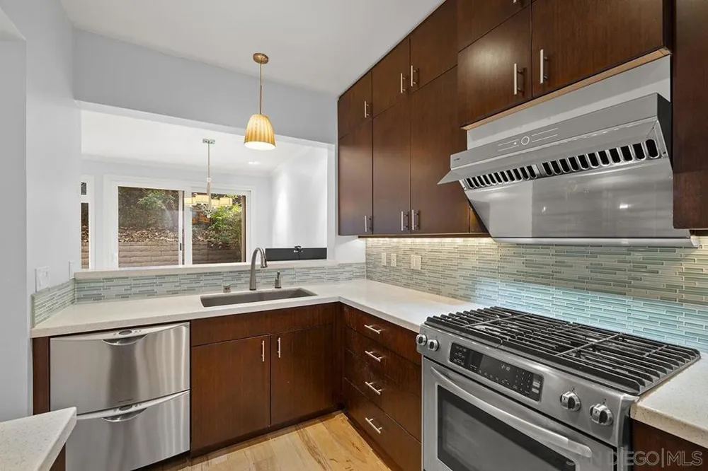 13442 Tiverton Rd San Diego, CA 92130
