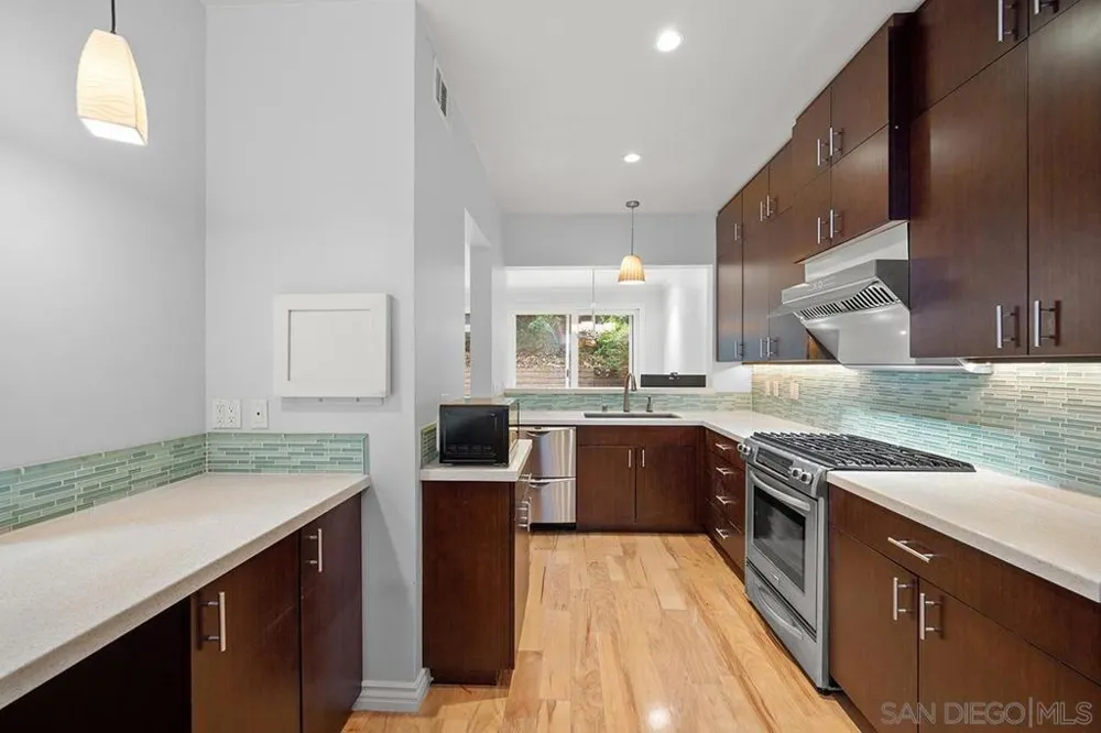13442 Tiverton Rd San Diego, CA 92130