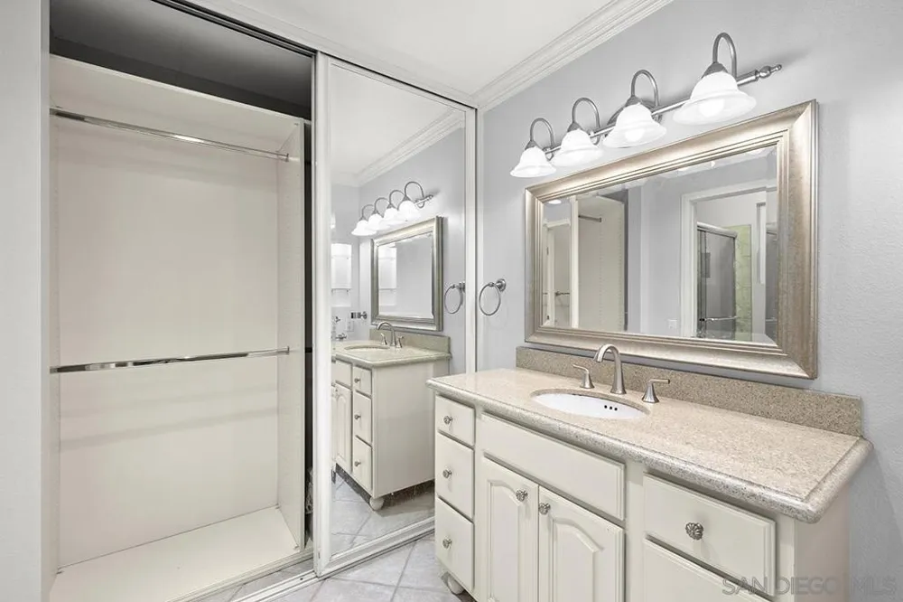 13442 Tiverton Rd San Diego, CA 92130