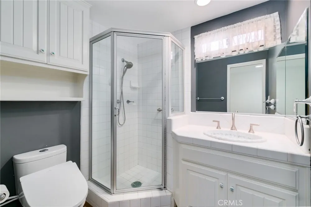 717 E Laurel Avenue Glendora, CA 91741