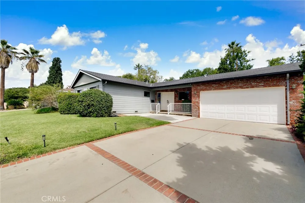 717 E Laurel Avenue Glendora, CA 91741