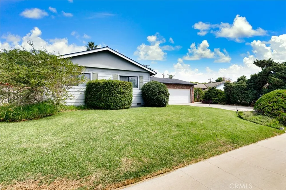 717 E Laurel Avenue Glendora, CA 91741