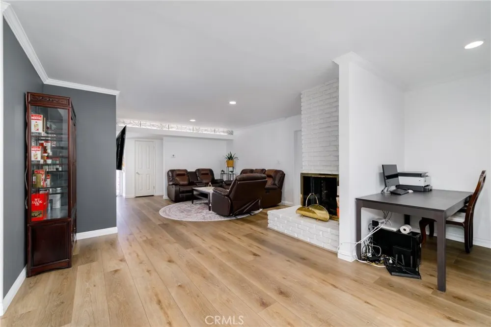 717 E Laurel Avenue Glendora, CA 91741