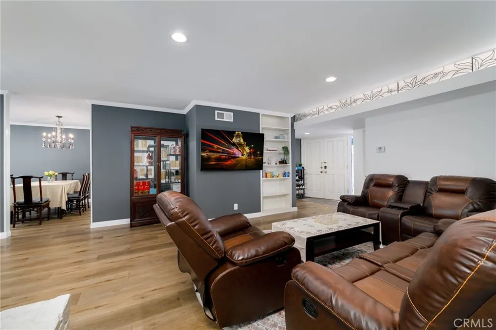 717 E Laurel Avenue Glendora, CA 91741