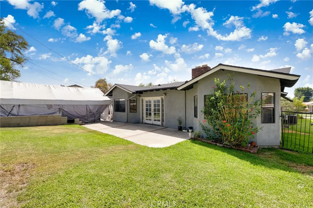 717 E Laurel Avenue Glendora, CA 91741