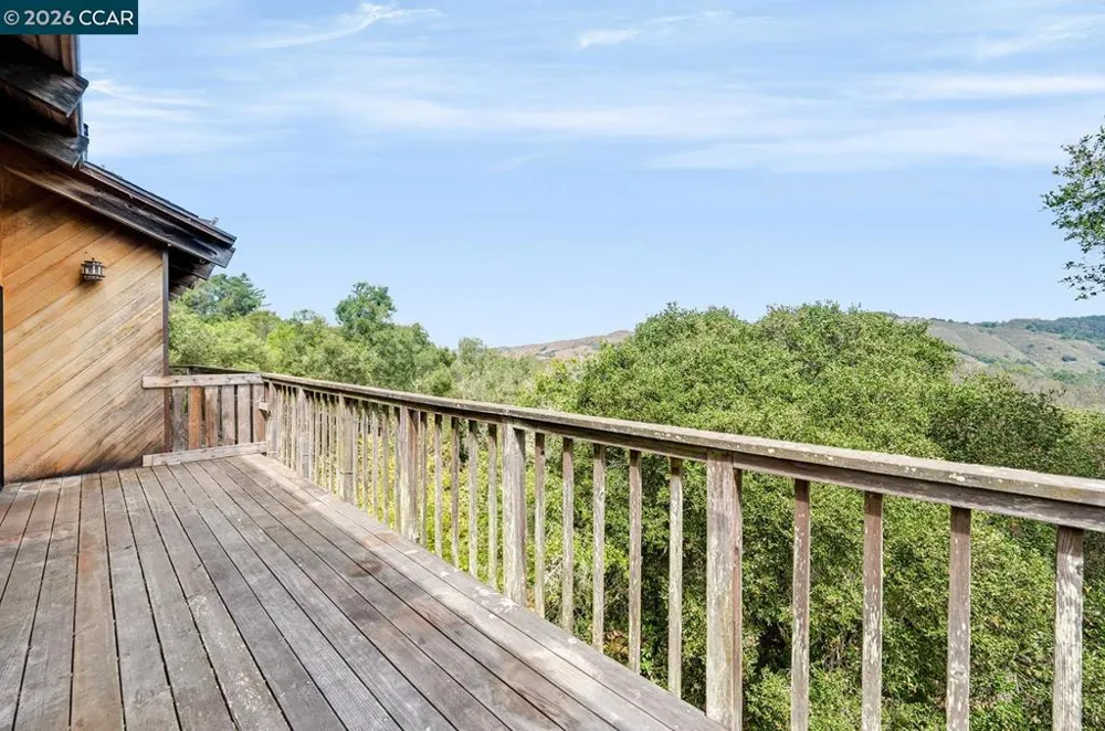 281 Los Altos Dr Kensington, CA 94708