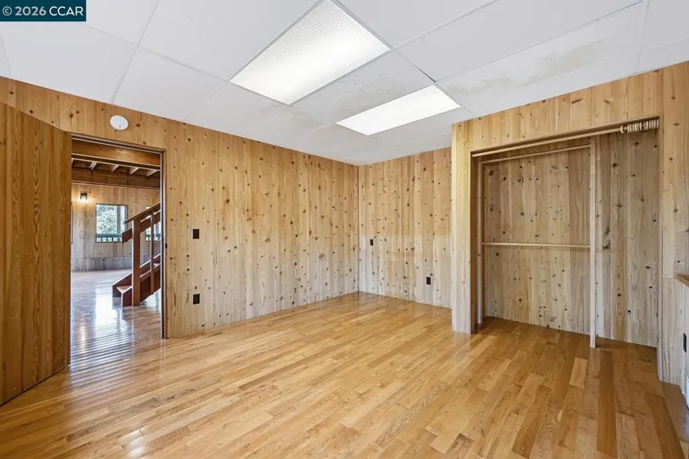281 Los Altos Dr Kensington, CA 94708