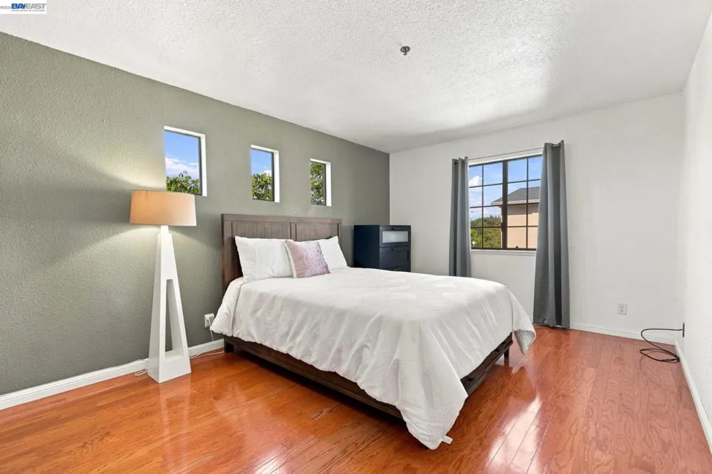 15925 Maubert Ave #6 San Leandro, CA 94578