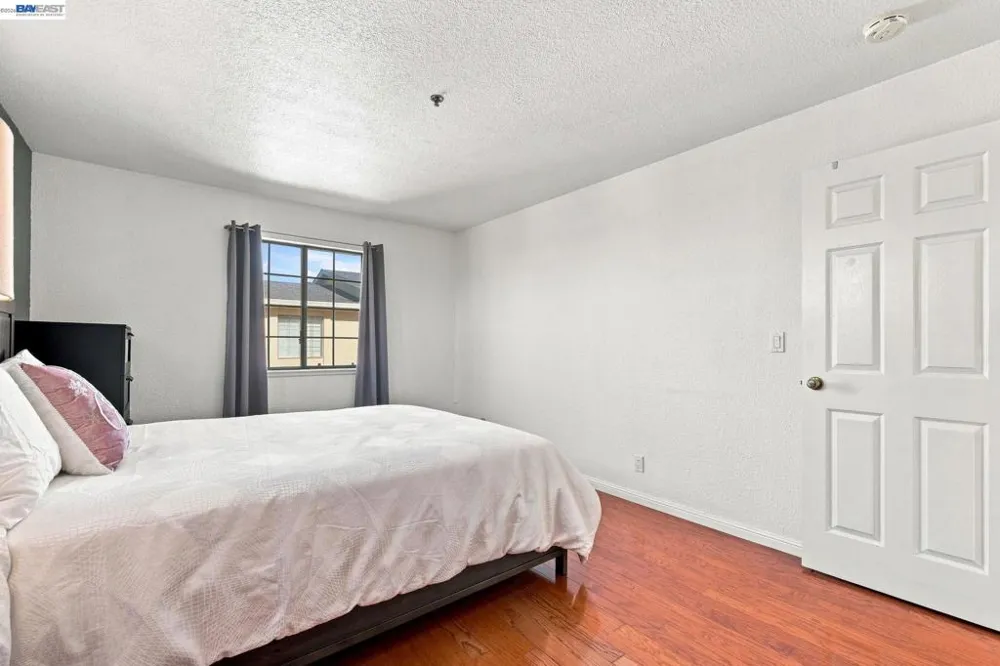 15925 Maubert Ave #6 San Leandro, CA 94578