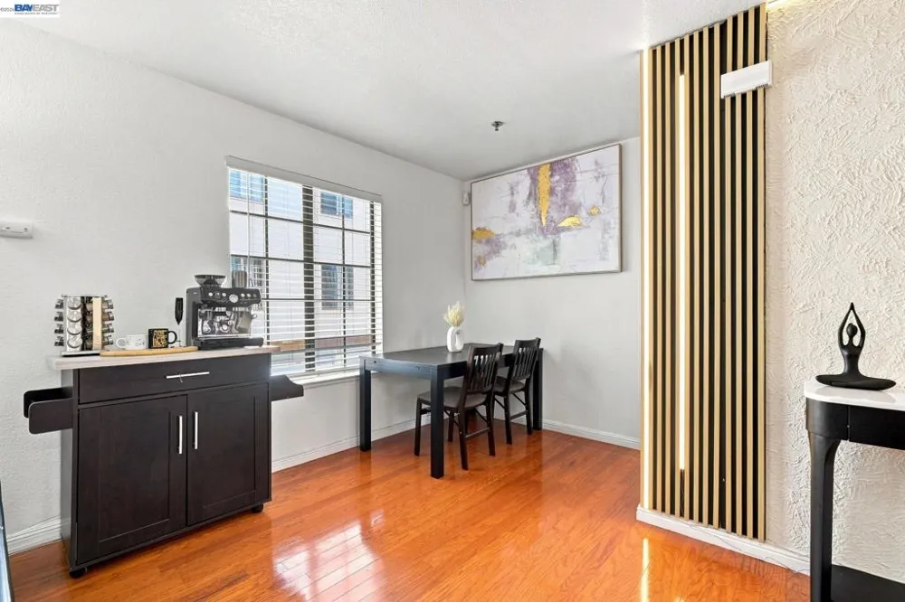 15925 Maubert Ave #6 San Leandro, CA 94578