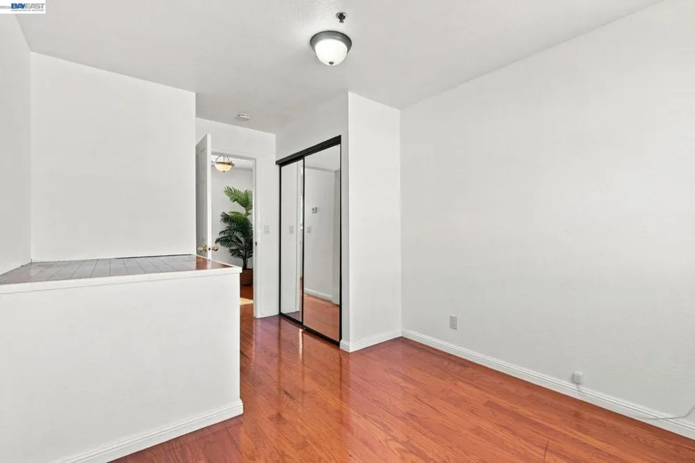 15925 Maubert Ave #6 San Leandro, CA 94578