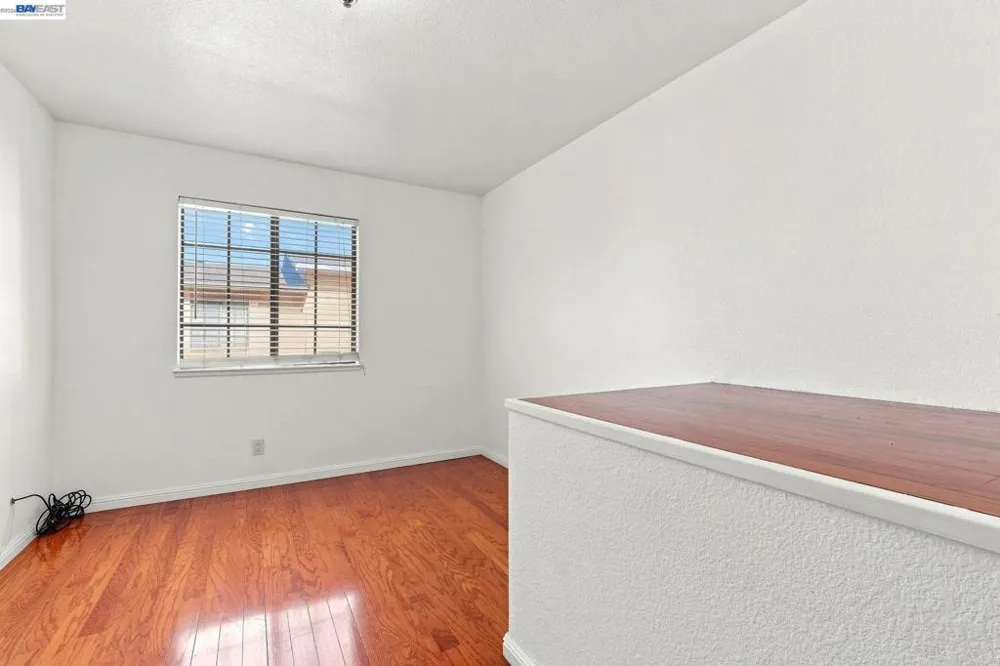 15925 Maubert Ave #6 San Leandro, CA 94578