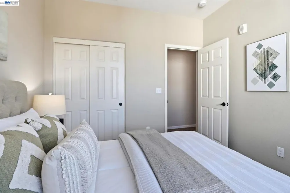 1378 Piper Dr Milpitas, CA 95035