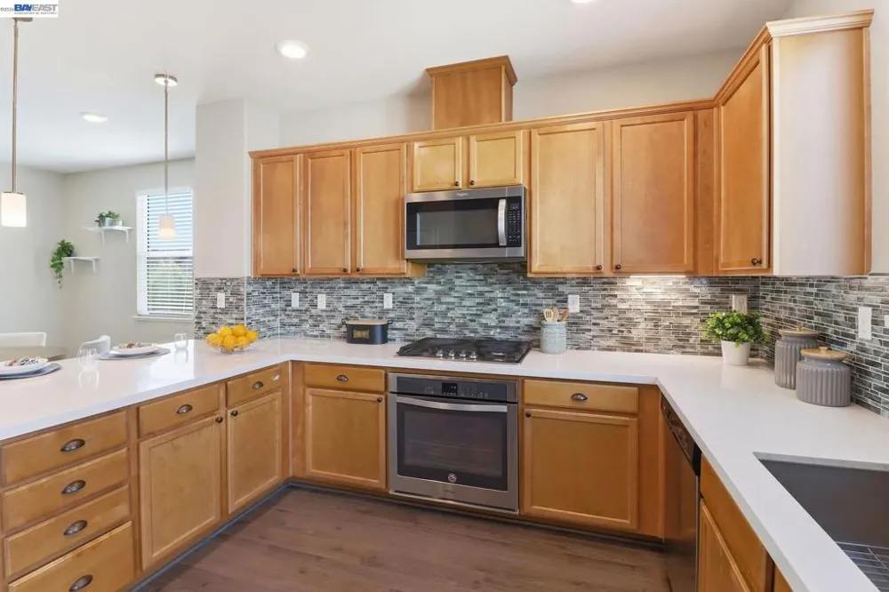 1378 Piper Dr Milpitas, CA 95035