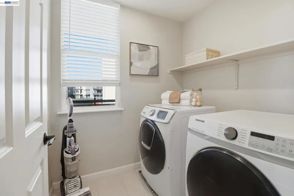 1378 Piper Dr Milpitas, CA 95035