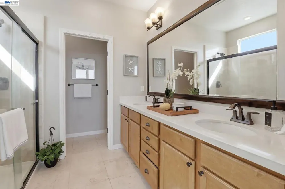 1378 Piper Dr Milpitas, CA 95035