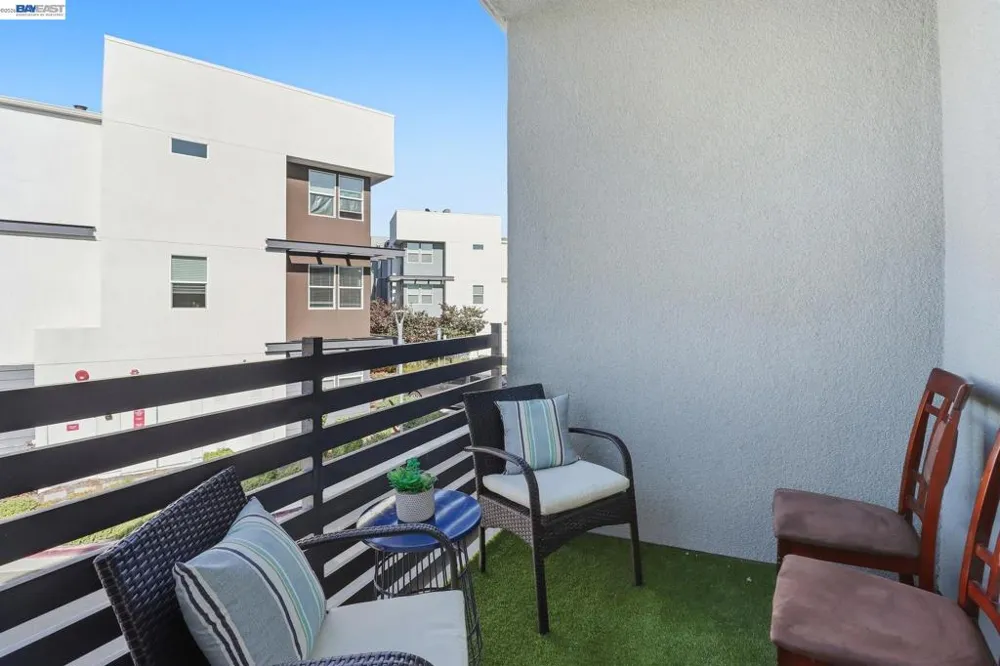 1378 Piper Dr Milpitas, CA 95035