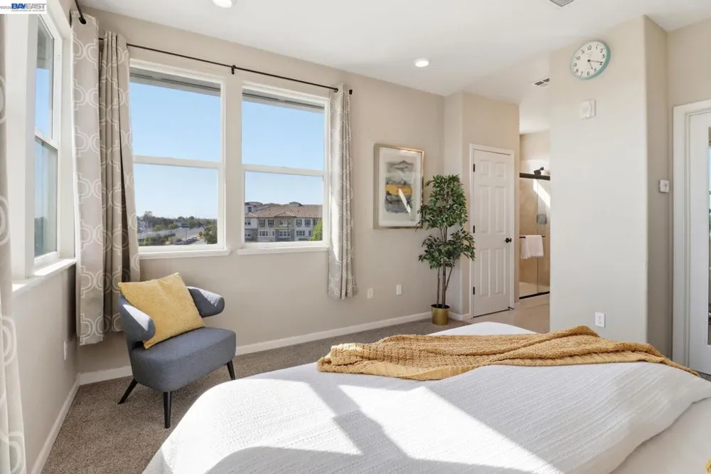 1378 Piper Dr Milpitas, CA 95035