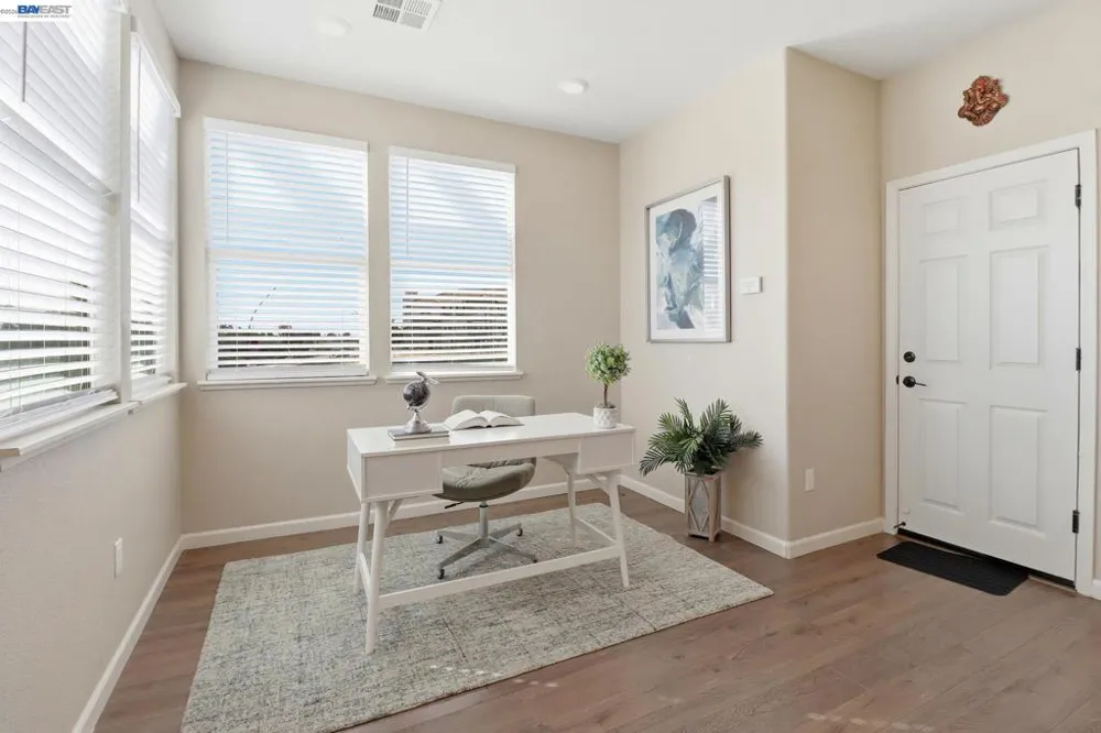 1378 Piper Dr Milpitas, CA 95035