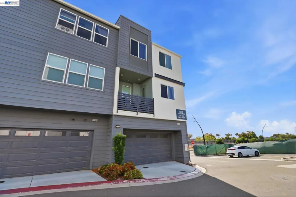 1378 Piper Dr Milpitas, CA 95035