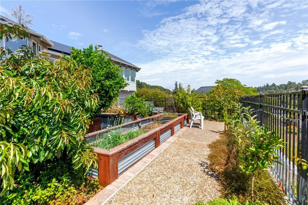117 Esmeralda Court Santa Cruz, CA 95060