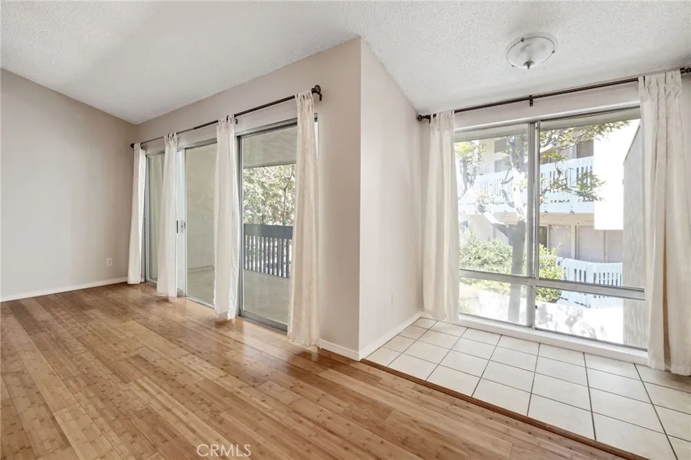 902 Camino Real #204 Redondo Beach, CA 90277