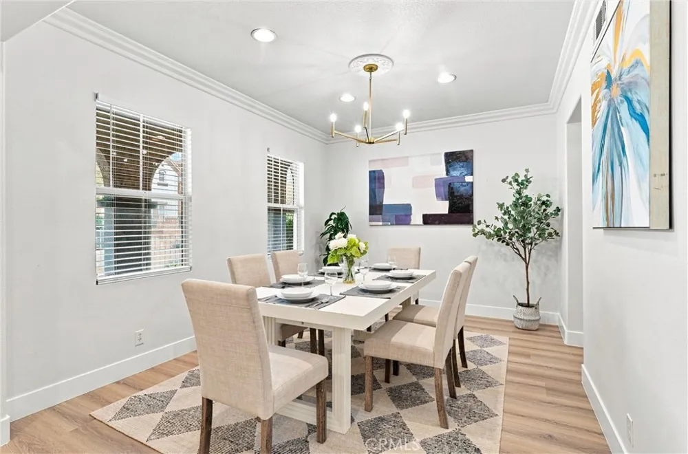 2052 Hessen Fullerton, CA 92833
