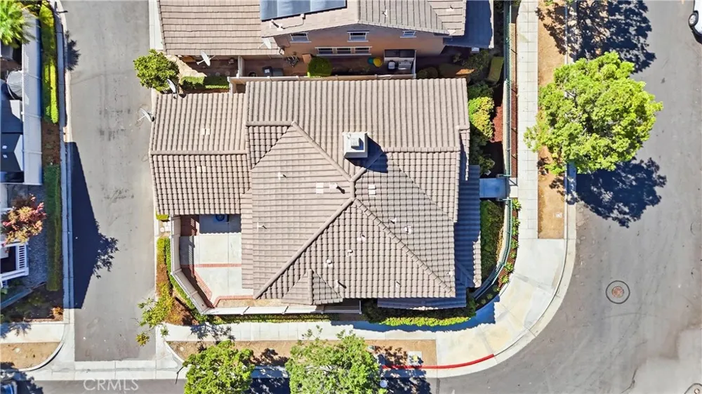 2052 Hessen Fullerton, CA 92833