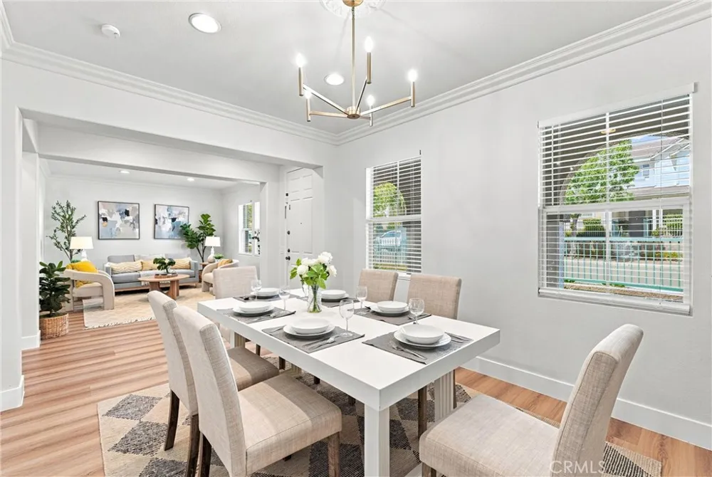 2052 Hessen Fullerton, CA 92833