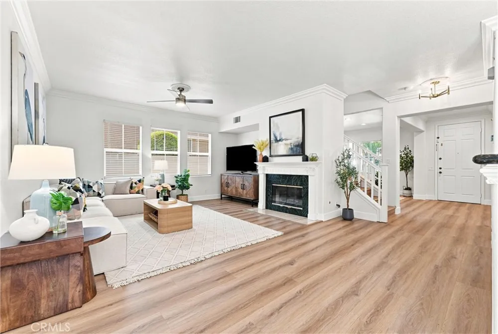 2052 Hessen Fullerton, CA 92833