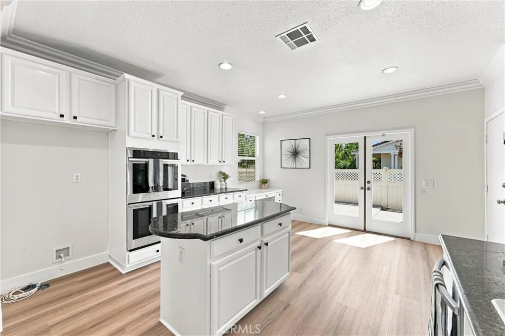 2052 Hessen Fullerton, CA 92833