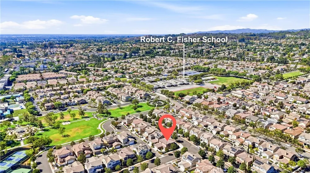 2052 Hessen Fullerton, CA 92833