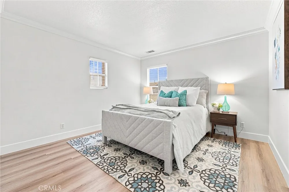 2052 Hessen Fullerton, CA 92833