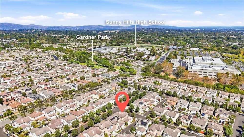 2052 Hessen Fullerton, CA 92833