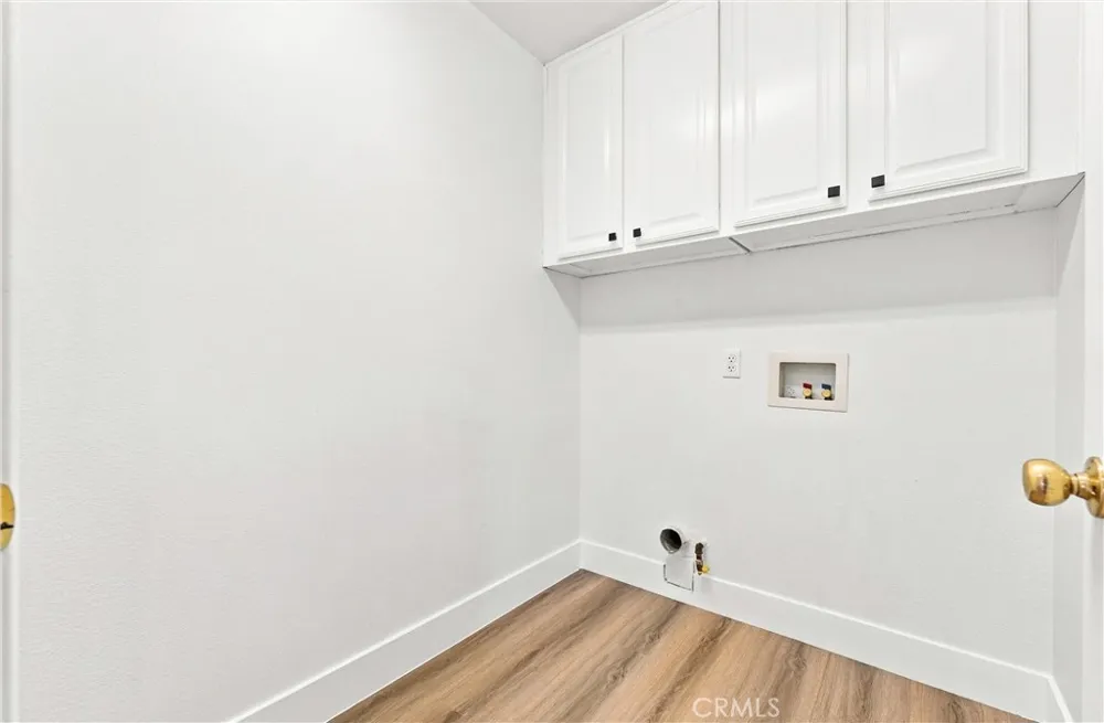 2052 Hessen Fullerton, CA 92833